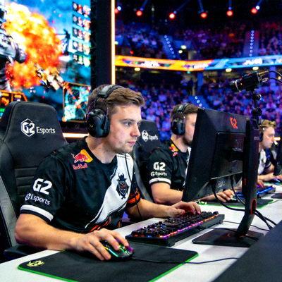 G2 Esports CS:GO分队比赛现场 - 选手在国际大赛中激烈对抗